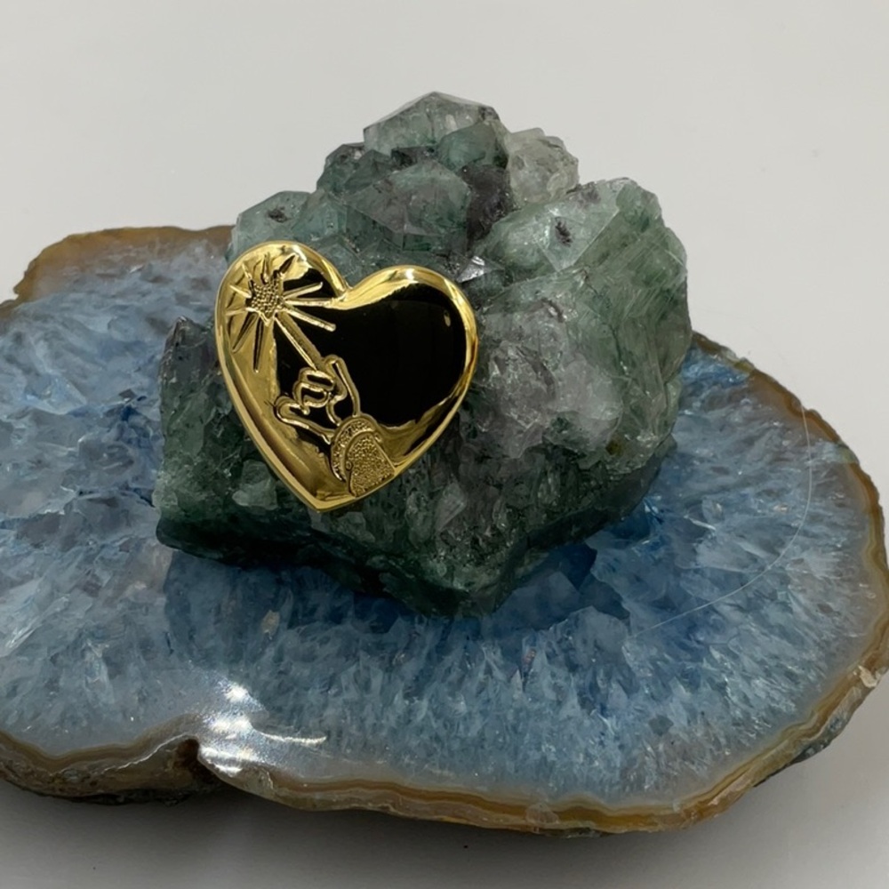 Vtg.Disney The VarietyClub GoldHeart Arm&Wand Magic Star Logo Collectible Brooch - Picture 6 of 7